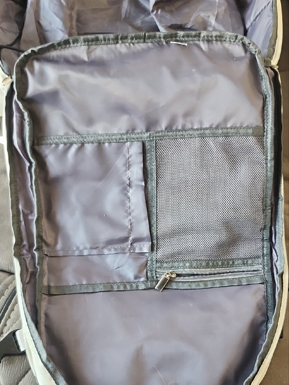 White Men’s Backpack – Minimal Travel & Everyday Bag - Picture 10 of 16